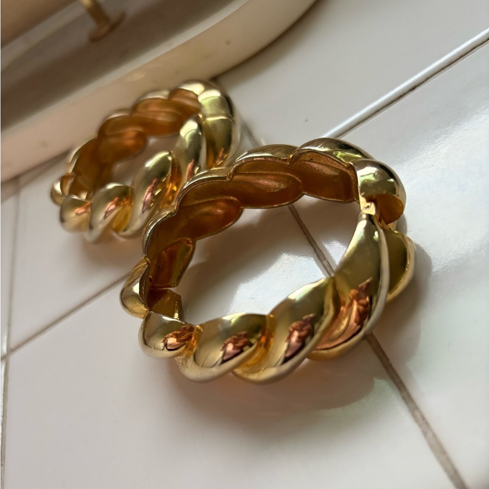 Vintage Gold Bangles - Picture 3 of 5